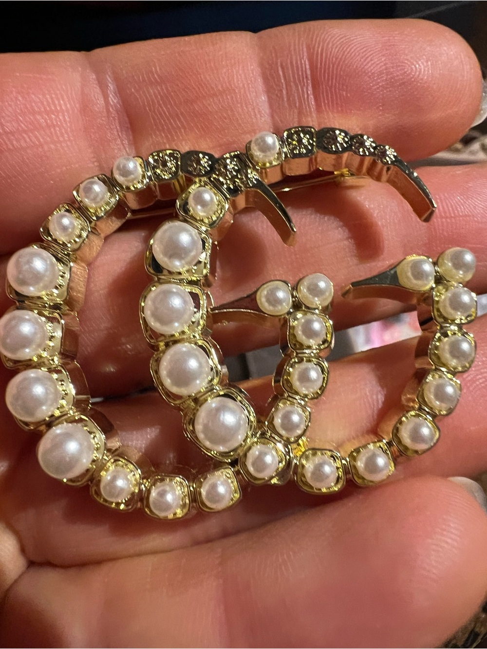 Gold-Tone Pearl brooch fashion